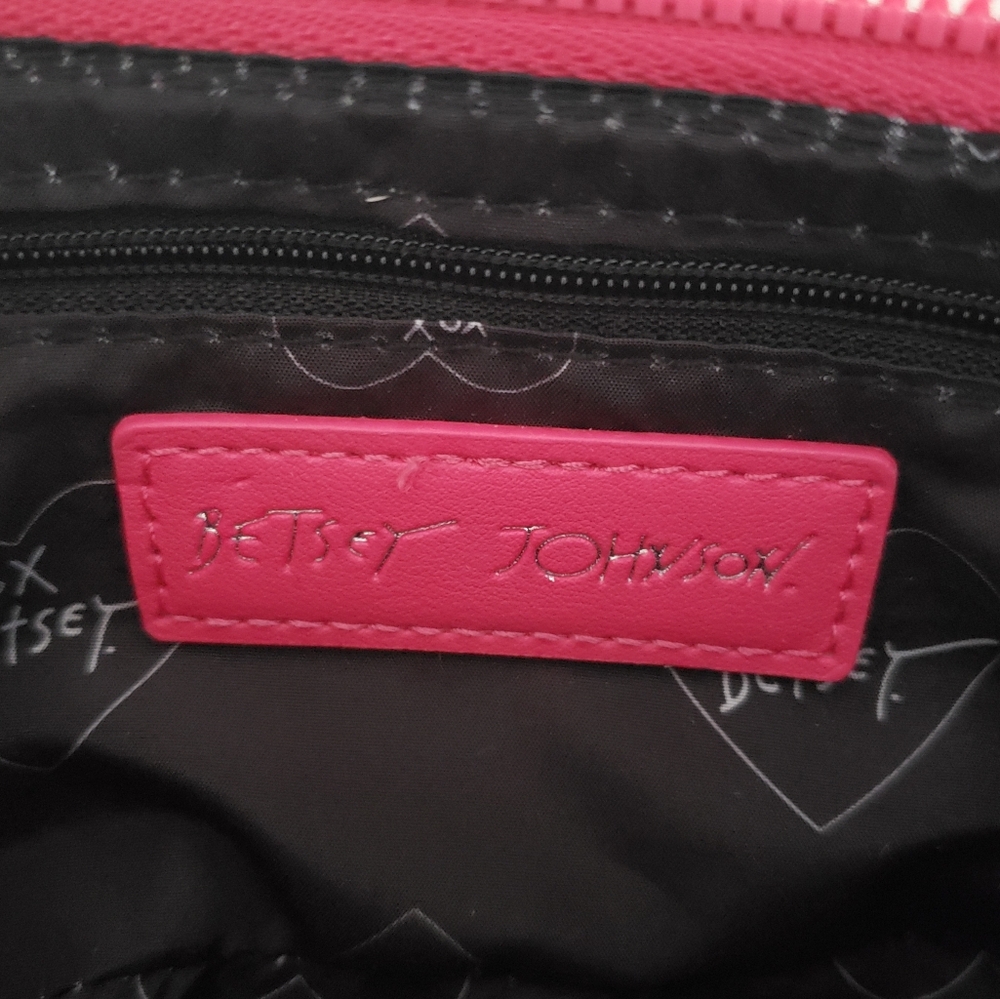 Betsey‎ Johnson Pink Fushia XOASHTAN Bow Charm Shoulder Crossbody Bag Heart NWT - Picture 11 of 16